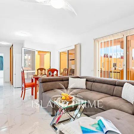 Relax In A Heated Pool Complex In The Center Of Golf Del Sur Dm63 San Miguel de Abona